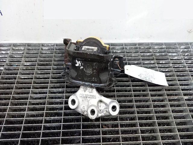 bontott PEUGEOT 208 Motor Tartó Bak (Pozíciófüggetlen)