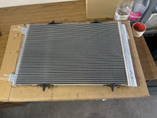 bontott PEUGEOT 208 Klímahűtő Radiátor
