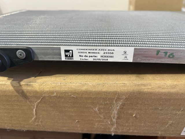 bontott PEUGEOT 208 Klímahűtő Radiátor