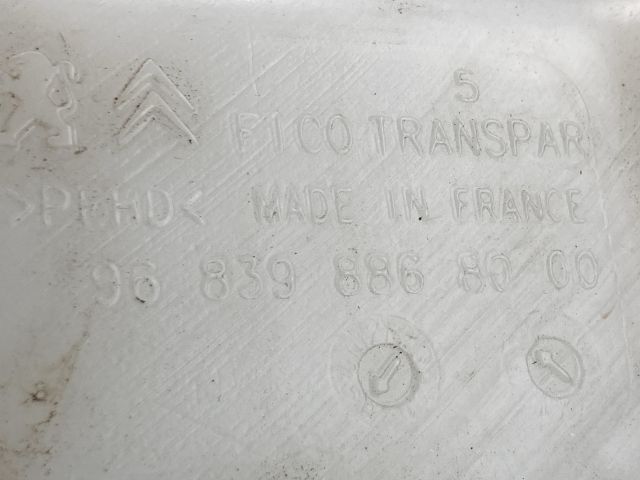 bontott PEUGEOT 208 Ablakmosó Tartály