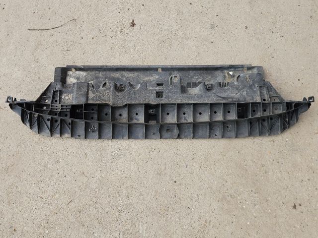 bontott PEUGEOT 208 Alsó Kereszttartó