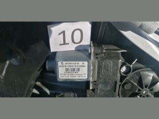 bontott PEUGEOT 208 Bal első Ablak Díszléc