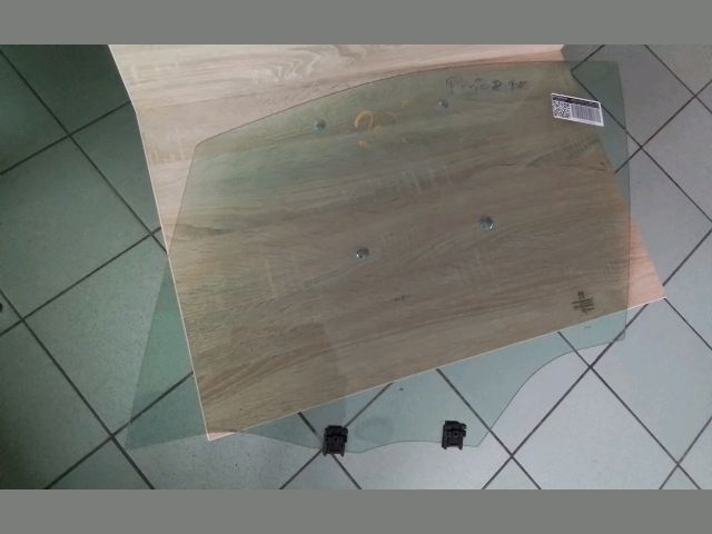 bontott PEUGEOT 208 Bal első Ablak