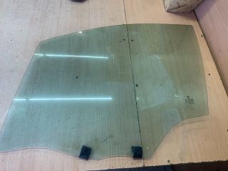 bontott PEUGEOT 208 Bal első Ablak