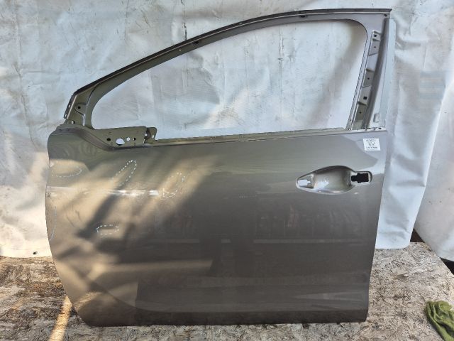 bontott PEUGEOT 208 Bal első Ajtó (Üres lemez)