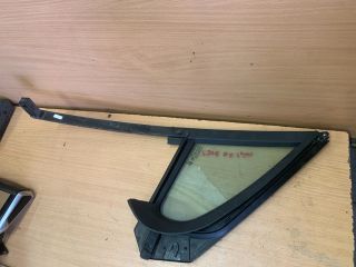 bontott PEUGEOT 208 Bal első Fixüveg (Ajtóban)