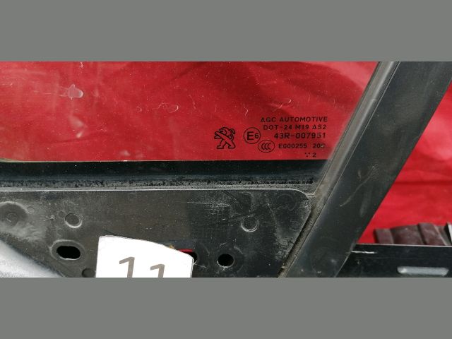 bontott PEUGEOT 208 Bal első Fixüveg (Ajtóban)