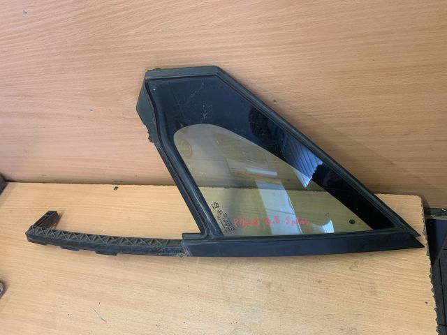 bontott PEUGEOT 208 Bal első Fixüveg (Ajtóban)