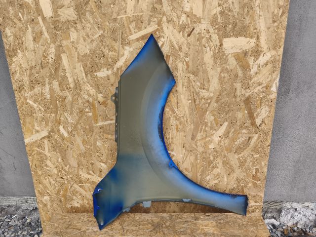 bontott PEUGEOT 208 Bal első Sárvédő