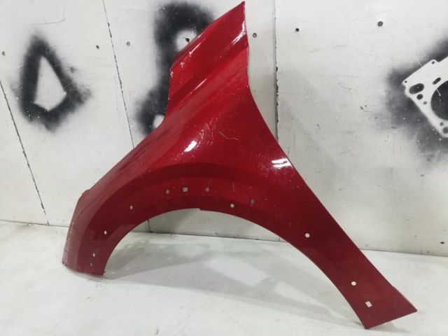 bontott PEUGEOT 208 Bal első Sárvédő