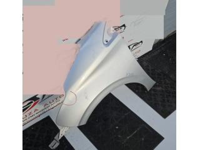 bontott PEUGEOT 208 Bal első Sárvédő