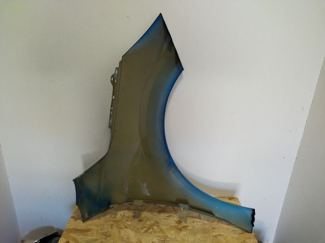 bontott PEUGEOT 208 Bal első Sárvédő