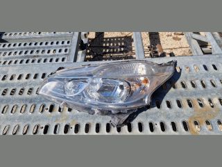 bontott PEUGEOT 208 Bal Fényszóró