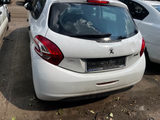 bontott PEUGEOT 208 Bal Hátsó Lámpa