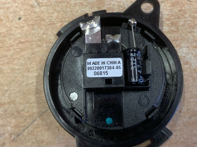 bontott PEUGEOT 208 Bal Műszerfal Hangszóró