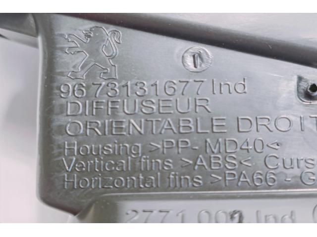 bontott PEUGEOT 208 Bal Szellőző