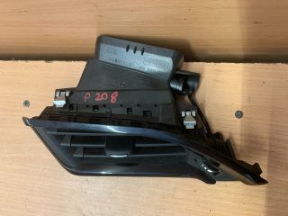 bontott PEUGEOT 208 Bal Szellőző