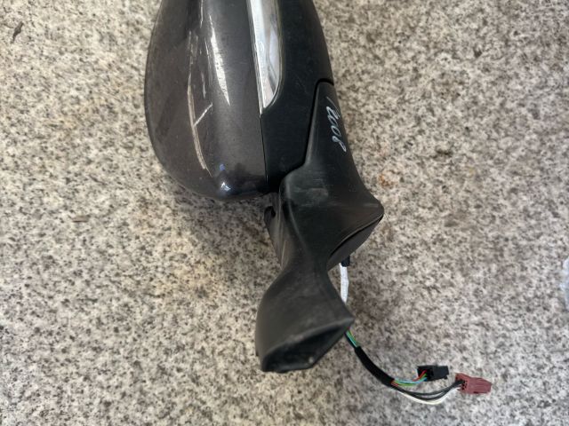 bontott PEUGEOT 208 Bal Visszapillantó Tükör Kárpit