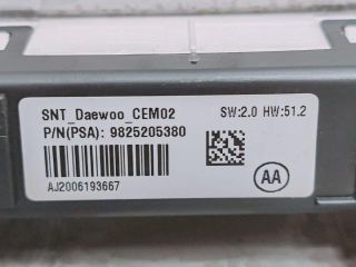 bontott PEUGEOT 208 Beltér Világítás Első