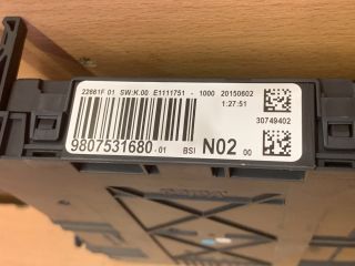 bontott PEUGEOT 208 Biztosítéktábla Utastér