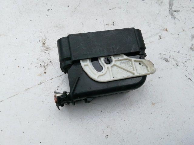 bontott PEUGEOT 208 Csatlakozó