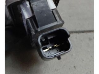 bontott PEUGEOT 208 Csomagtérajtó Kilincs