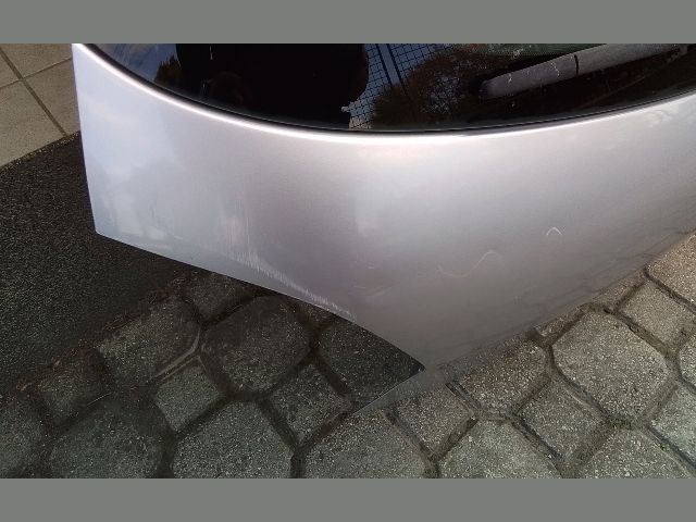 bontott PEUGEOT 208 Csomagtérajtó (Részeivel)