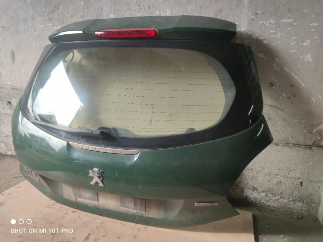 bontott PEUGEOT 208 Csomagtérajtó (Részeivel)