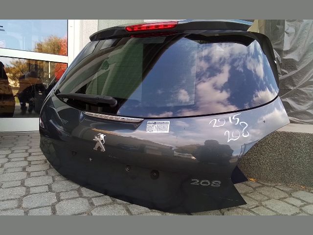 bontott PEUGEOT 208 Csomagtérajtó (Részeivel)