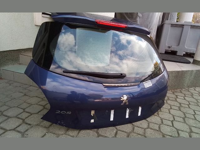 bontott PEUGEOT 208 Csomagtérajtó (Részeivel)