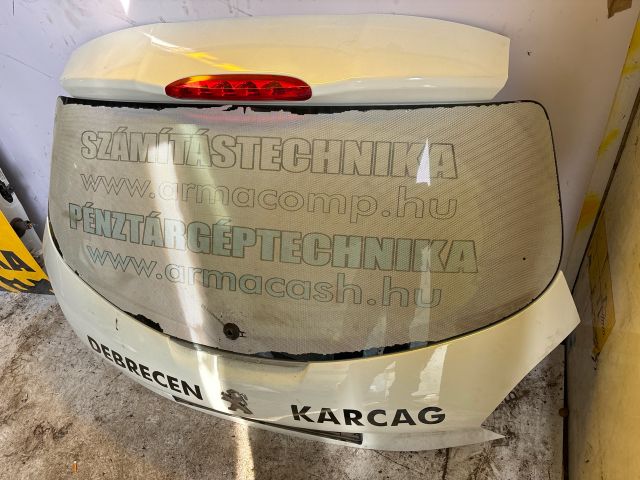 bontott PEUGEOT 208 Csomagtérajtó (Üres lemez)