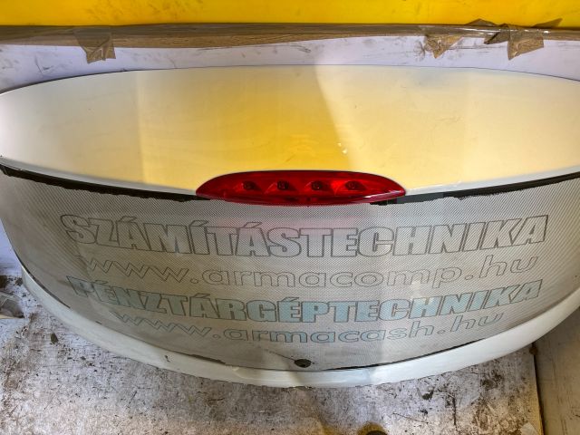 bontott PEUGEOT 208 Csomagtérajtó (Üres lemez)