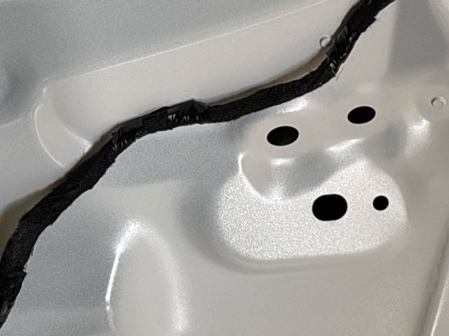 bontott PEUGEOT 208 Csomagtérajtó (Üres lemez)