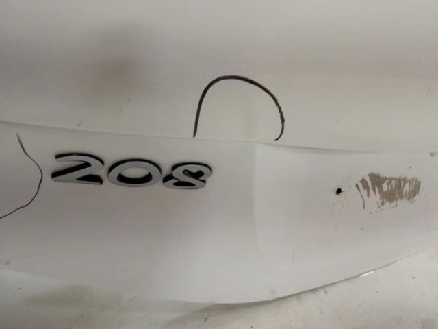 bontott PEUGEOT 208 Csomagtérajtó (Üres lemez)