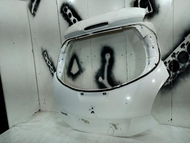 bontott PEUGEOT 208 Csomagtérajtó (Üres lemez)