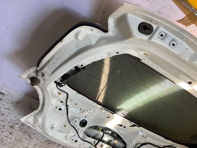 bontott PEUGEOT 208 Csomagtérajtó (Üres lemez)