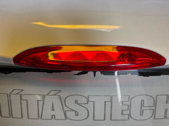 bontott PEUGEOT 208 Csomagtérajtó (Üres lemez)