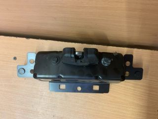 bontott PEUGEOT 208 Csomagtérajtó Zárszerkezet