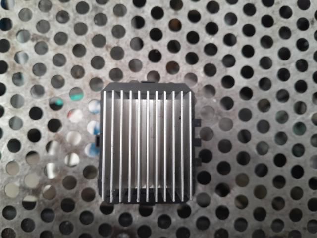 bontott PEUGEOT 208 Előtét Ellenállás Fűtőmotor