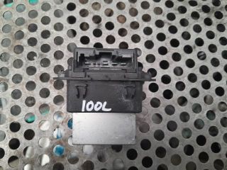 bontott PEUGEOT 208 Előtét Ellenállás Fűtőmotor