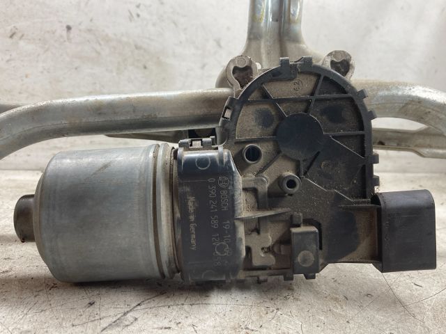 bontott PEUGEOT 208 Első Ablaktörlő Szerkezet Motorral