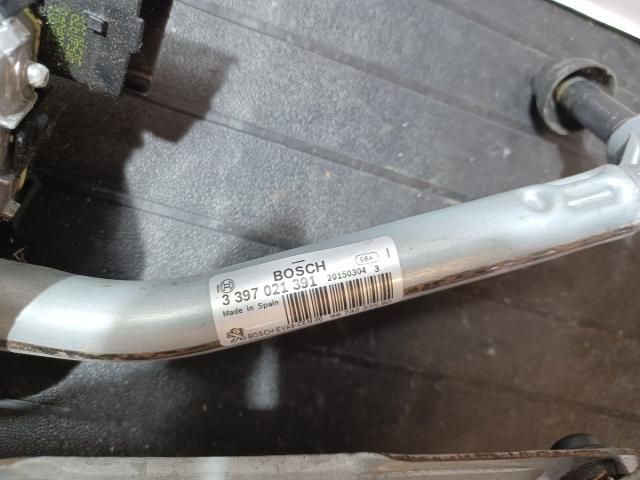 bontott PEUGEOT 208 Első Ablaktörlő Szerkezet