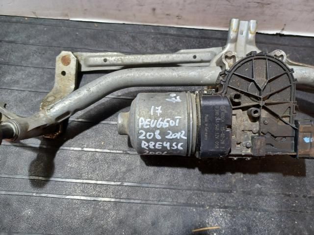 bontott PEUGEOT 208 Első Ablaktörlő Szerkezet