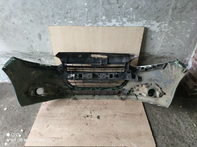 bontott PEUGEOT 208 Első Lökhárító (Részeivel)