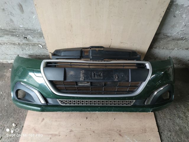 bontott PEUGEOT 208 Első Lökhárító (Részeivel)