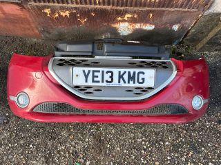 bontott PEUGEOT 208 Első Lökhárító (Részeivel)