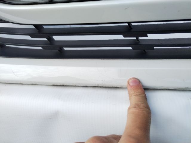 bontott PEUGEOT 208 Első Lökhárító (Üresen)