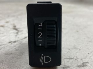 bontott PEUGEOT 208 Fényszórómagasság Állító Kapcsoló