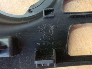 bontott PEUGEOT 208 Fűtéskapcsoló Keret