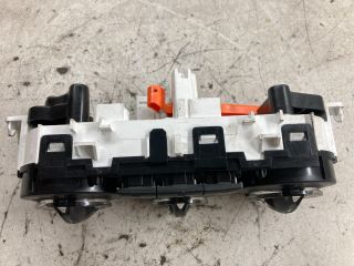 bontott PEUGEOT 208 Fűtéskapcsoló (manuális klímás)